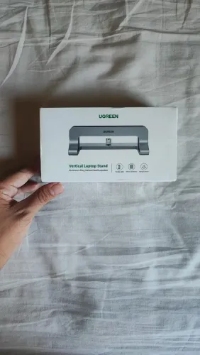 Suporte Vertical para Um Notebook UGREEN