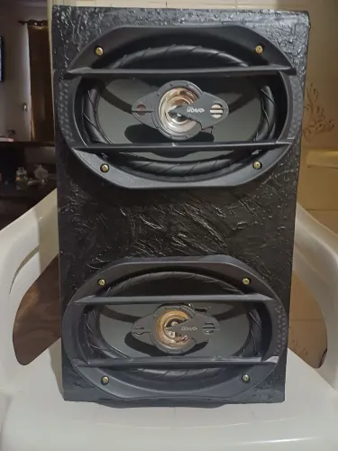 Som*caixa de som com 2 quadriaxial 140wrms par c/borne para ligação tudo novo é ZEROOOOO0