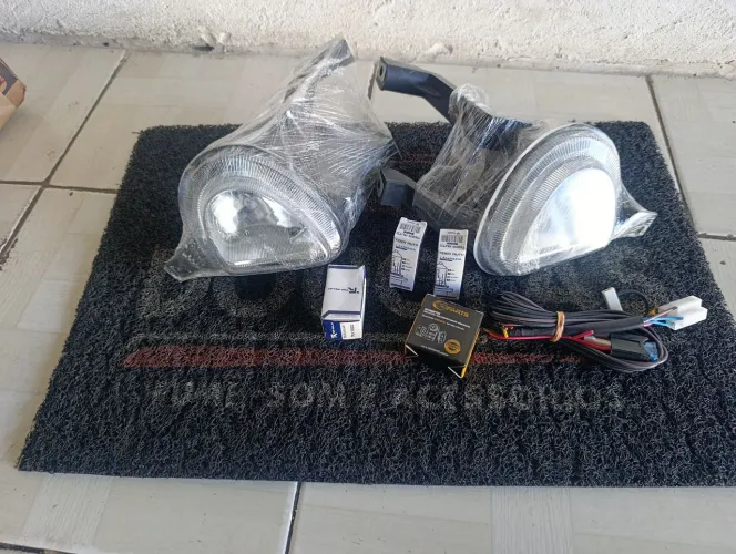 Farol de milha do Chevrolet Classic 