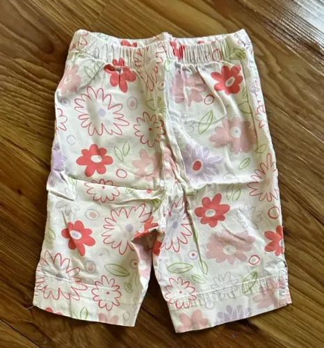 Shorts tamanho 12 meses importado (Desapego)