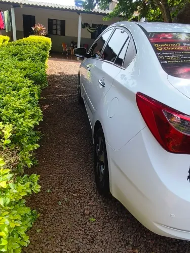 Hyundai HB20S C.style/c.plus1.6 Flex 16V Aut. 4P 2015