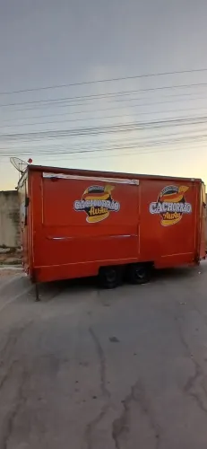 Vendo trelher com armários pia fogão pronto pra trabalhar documento zap *