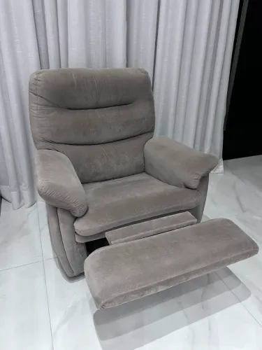 Poltrona reclinável