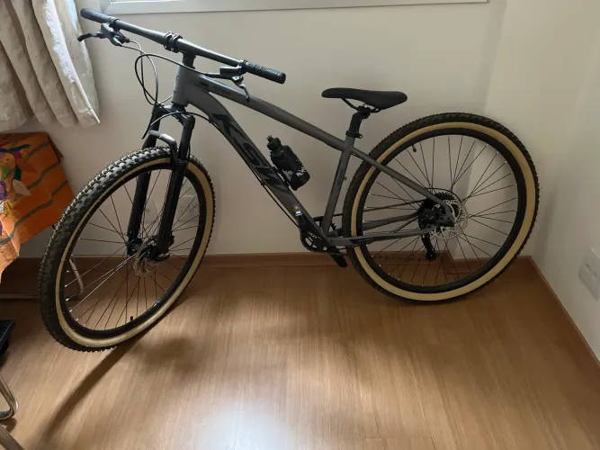 Bicicleta e acessórios só BH