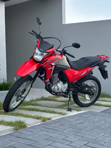 Honda Bros 2023