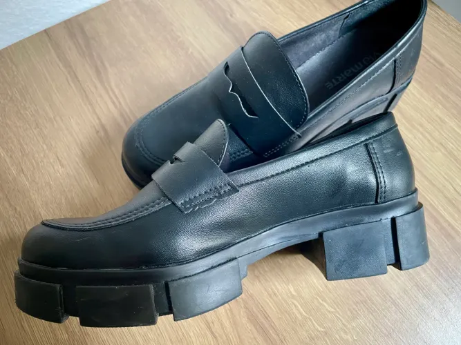 Mocassim tratorado preto