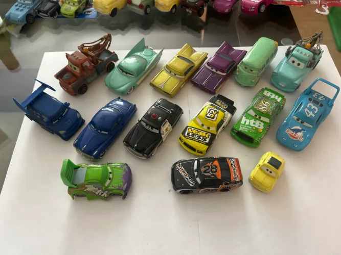 Carrinhos do filme Carros