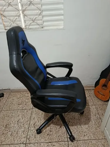 Cadeira pichao gamer de couro