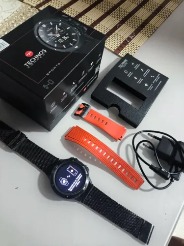 Smartwatch technos connect sports