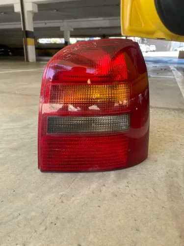 Lanterna Traseira Audi A4 1996