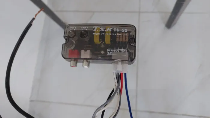 KIT SOM AUTOMOTIVO EM PERFEITO ESTADO