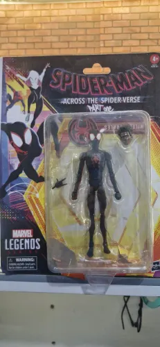 Miles aranha verso Marvel Legends