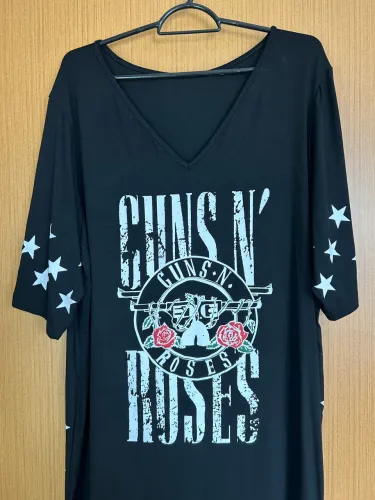 Vestido Guns N Roses na etiqueta 