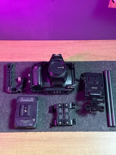 BLACKMAGIC 6K PRO C/ ACESSÓRIOS
