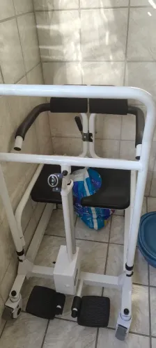 Cadeira de transferência motorizada