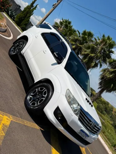 Toyota Hilux SW4 SRV D4-d 4X4 3.0 TDI Dies. AUT 2012