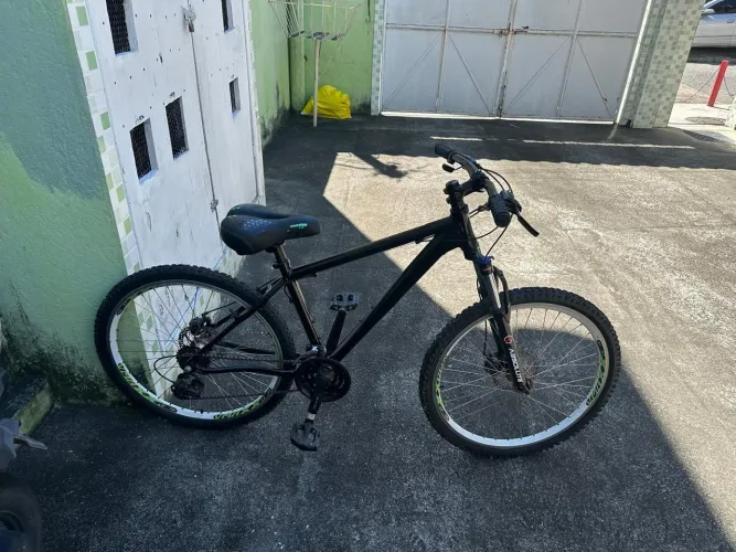 Troco bike Absolut brutos aro 26 por telefone