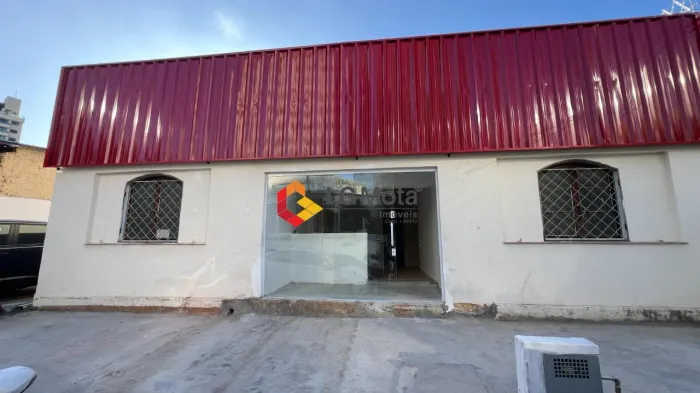 Casa comercial para locação no Cambuí