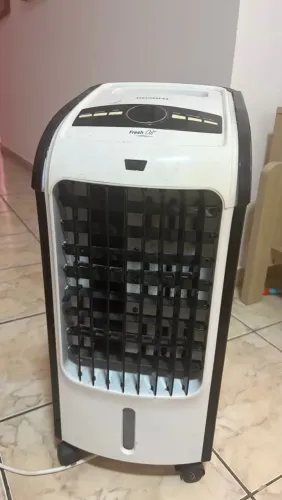 Refrigerador portátil quebrado