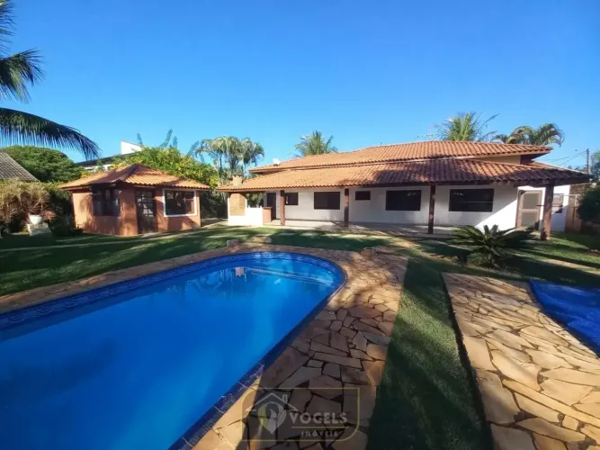 CASA À VENDA CONDOMÍNIO PALM PARK HOLAMBRA/SP