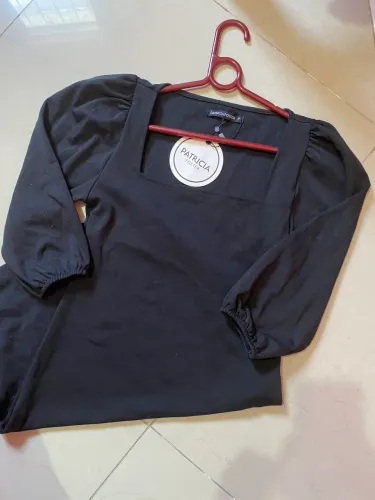 Vestido mangas bufantes novo na etiqueta