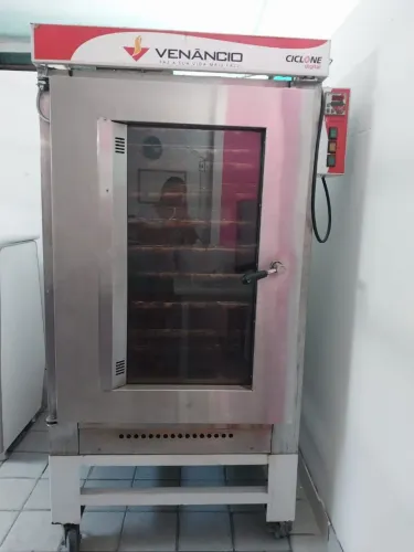 Vendo Forno semi novo