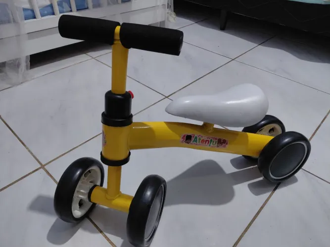 Bicicleta de equilíbrio