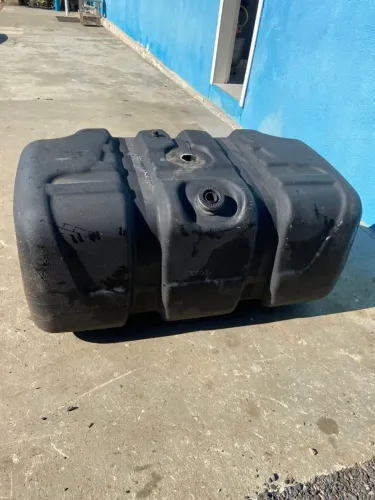 VENDE TANQUE DO VOLVO VM 270