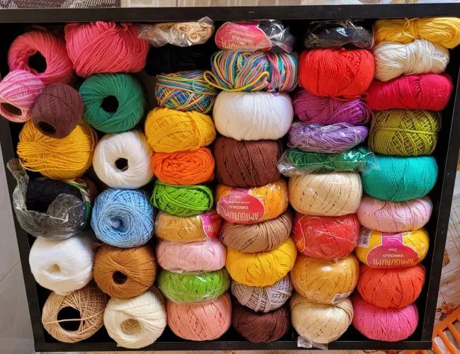 "Lote de Linhas para Artesanato/ Amigurumi/Crochê - Novelos Incompletos (Várias Cores)"