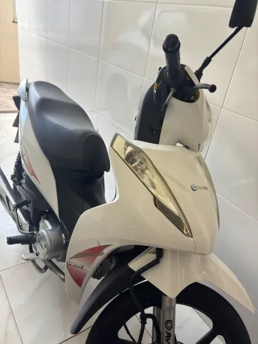 Vendo moto