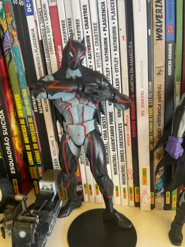 Action Figure/Boneco - Batman Last Knight On Earth (Mc Farlane)