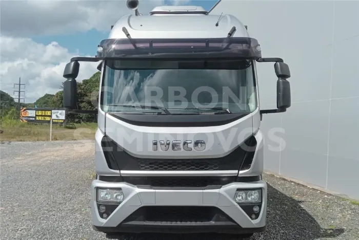 IVECO TECTOR 31-300 8X2 2021/2022