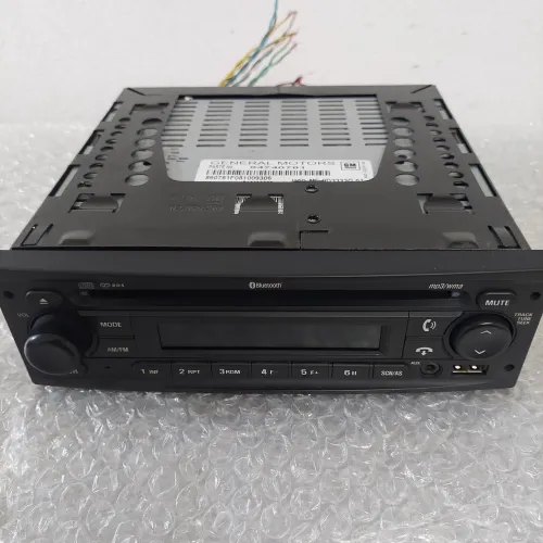 Radio com cd clarion gm display azul usado.