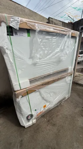 Freezer horizontal Fricon 503 litros tampa de vidro 220v