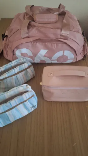 Mochila para academia ou viagens + necessaires