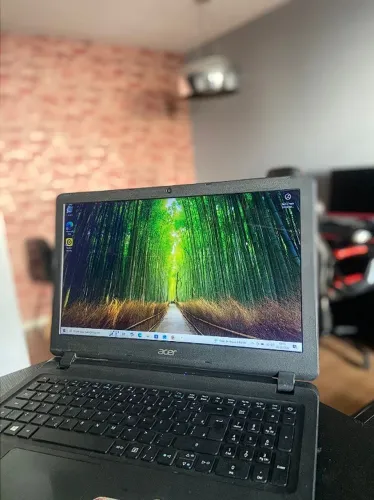 Notebook ACER ASPIRE ES1-533 