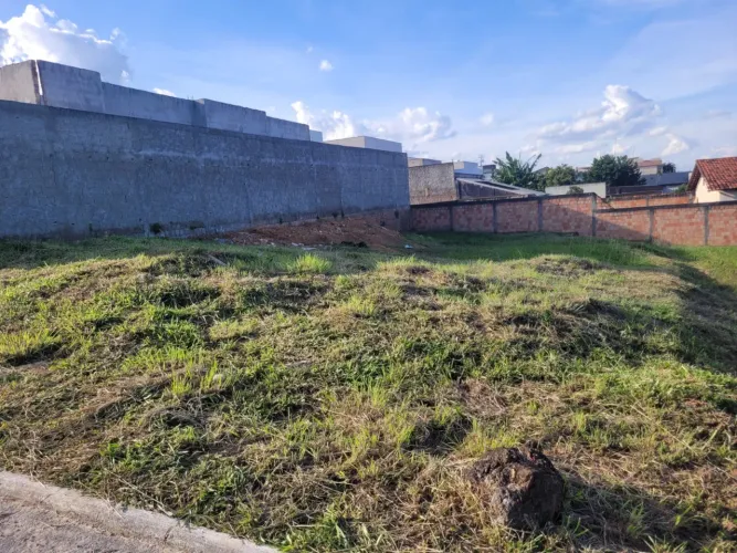 LOTE MARAVILHOSO NO MORADA DAS GARÇAS 