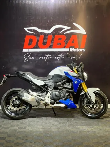 BMW F 900 R Sport Plus