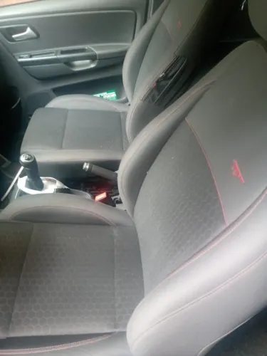 Volkswagen Crossfox 1.6 MI Total Flex 8V 5P 2014