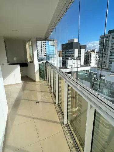 Apto aluguel em Beverly Hills-Itapuã 3 q c/1suite, vista para o mar