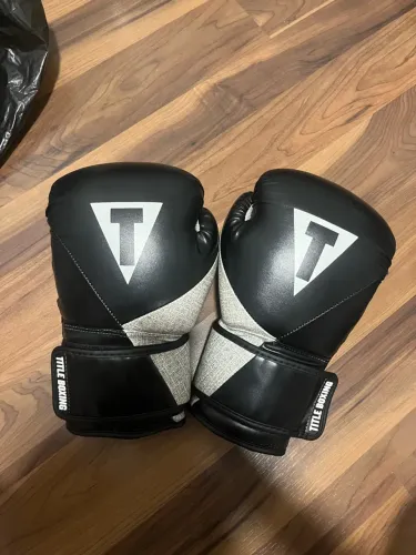Luva Luta Title Boxing
