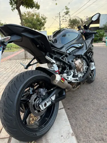 BMW S1000rr para pessoas exigentes