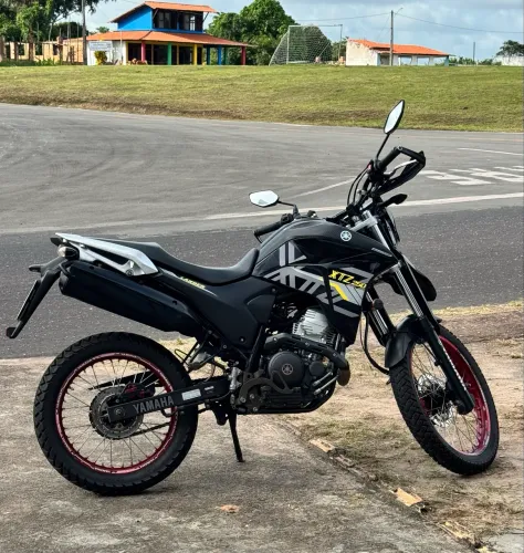Lander XTZ 250. Ótimo estado.