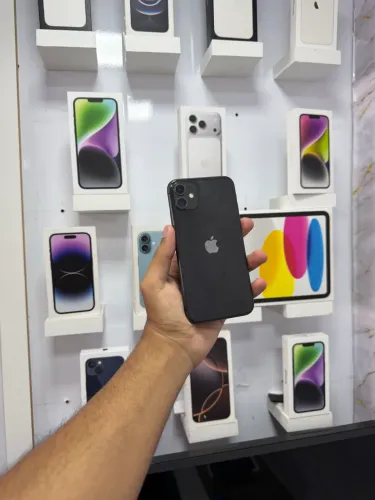 IPHONE 11 64 GB 