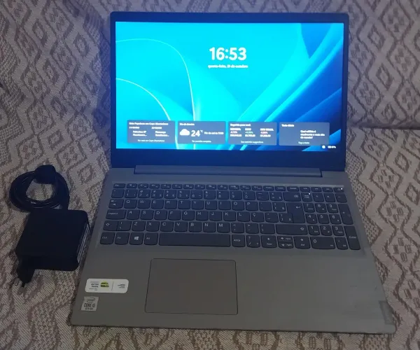 Notebook Lenovo i5 10°Ger - 4GB - HD de 1TB
