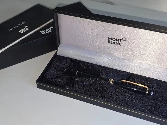 Caneta Montblanc Meisterstuck Classique Ouro com caixa, estojo e certificado originais!