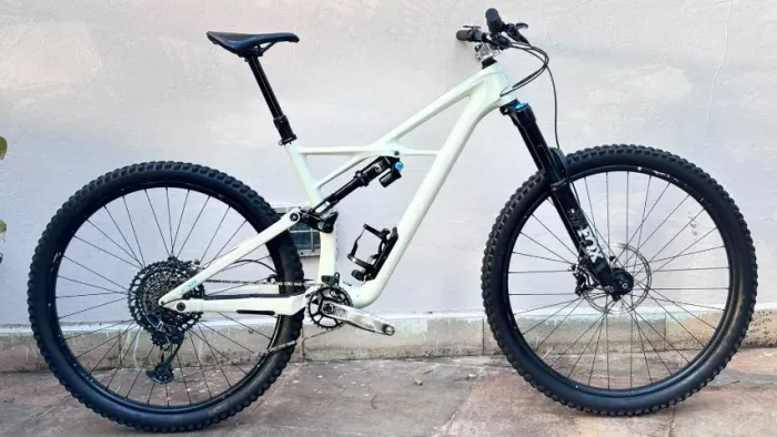 SPECIALIZED ENDURO ELITE - TAMANHO L - 2019