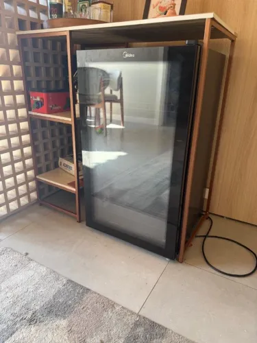 Cervejeira Midea