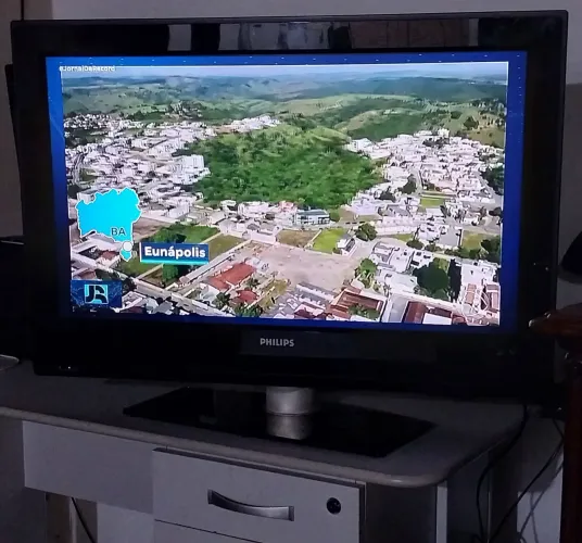 TV 32 PHILIPS