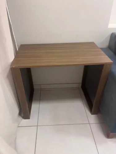 Mesa para escritório 90cm Largura 54cm Profundidade 75cm altura